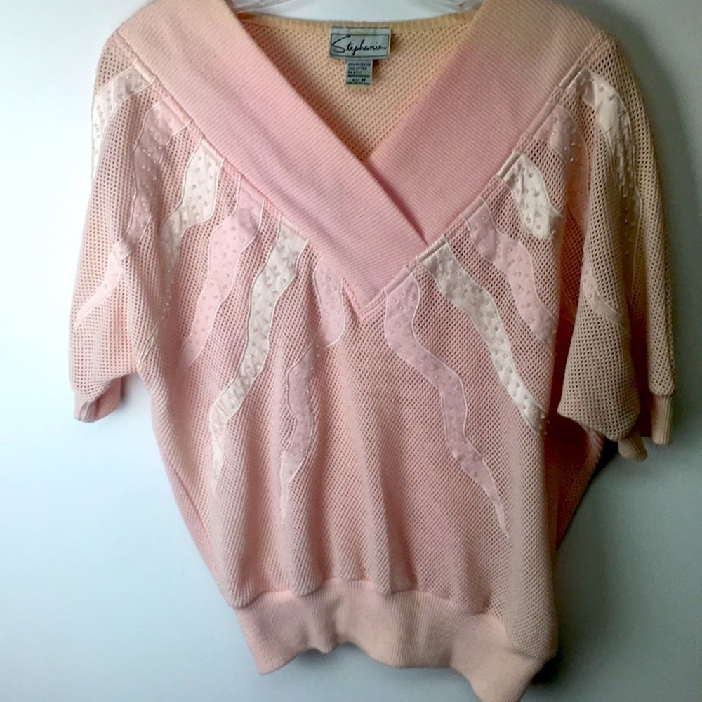Stephanie's sparkling pink no-wrinkle hand-wash cool-summer top size M